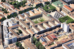 Vue aérienne de la place de la République -  photo 33-bordeaux.com