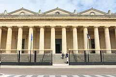 Façade du Palais de Justice place de la République : 33-bordeaux.com