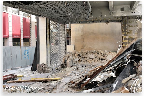 Démolition ancien magasin C&A rue Porte Dijeaux  : 33-bordeaux.com