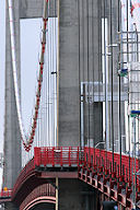 Bordeaux :zoom sur les cables du pont d'Aquitaine