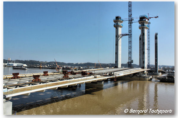 Construction du pont Bacalan Bastide : 33-bordeaux.com