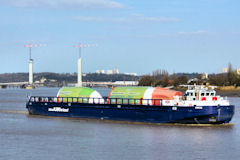 Mars 2012 pont Bacalan et barge Airbus BREUIL | 33-bordeaux.com