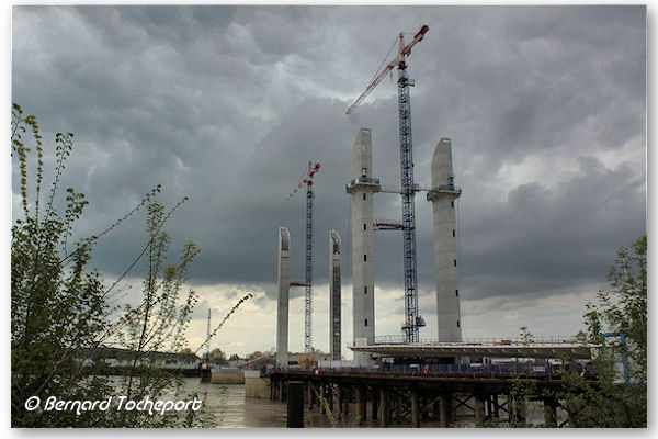 Construction du pont Bacalan Bastide : 33-bordeaux.com