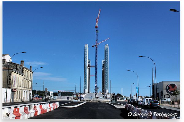 Construction du pont Bacalan Bastide : 33-bordeaux.com