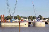 Construction des embases du pont Bacalan Bastide