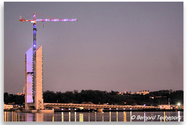 Construction du pont Bacalan Bastide : 33-bordeaux.com