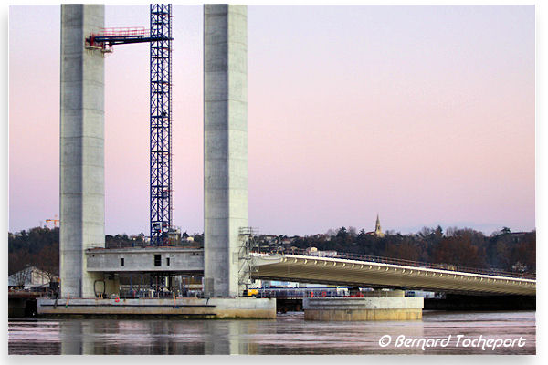 Construction du pont Bacalan Bastide : 33-bordeaux.com