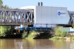 Bordeaux cabine Baudin Chateauneuf installée sur la passerelle Eiffel | Photo Bernard Tocheport