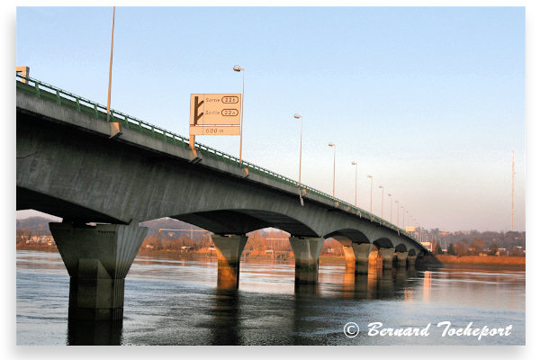 Bordeaux sorties 22 du pont François Mitterrand | Photo Bernard Tocheport