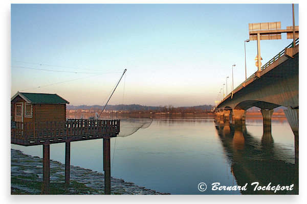 Bordeaux cabane de pêcheur près du pont François Mitterrand | Photo Bernard Tocheport