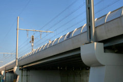 Bordeaux habillage et signalisation du pont Garonne | Photo Bernard Tocheport