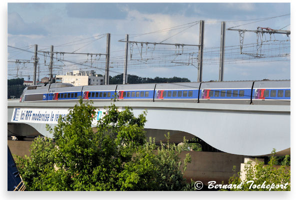 Bordeaux pont ferroviaire Garonne : 33-bordeaux.com