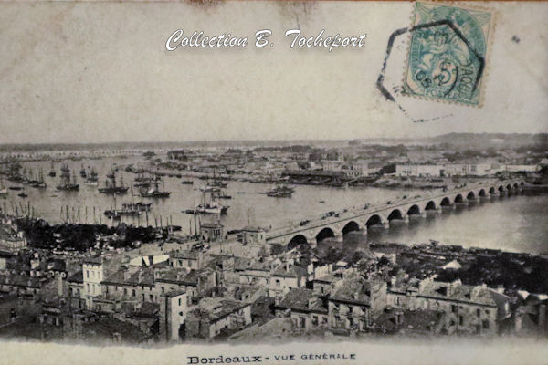 Carte postale ancienne port de Bordeaux et pont de pierre | Collection Bernard Tocheport