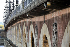 Bordeaux perpective arches et bordures du pont de pierre | Photo Bernard Tocheport