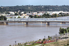 Bordeaux le pont Saint Jean, la Garonne et le quai des sports | Photo 33-bordeaux.com