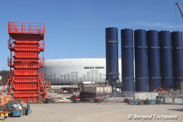 Bordeaux silos à béton et structure construction pont Simone Veil | Photo Bernard Tocheport