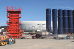 Bordeaux silos à béton et structure construction pont Simone Veil | Photo Bernard Tocheport