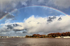 Illustration arc en ciel sur la Garonne | Photo Bernard Tocheport