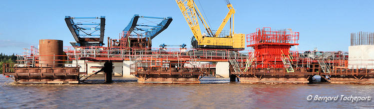 Vision côté Garonne construction pont Simone Veil à Bordeaux | Photo Bernard Tocheport