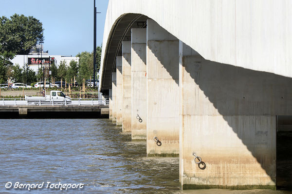 Bordeaux pont Simone Veil vue sur l'habillage depuis la rive droite | Photo Bernard Tocheport
