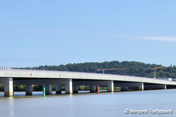 Bordeaux pont Simone Veil vu depuis la rive gauche | Photo Bernard Tocheport