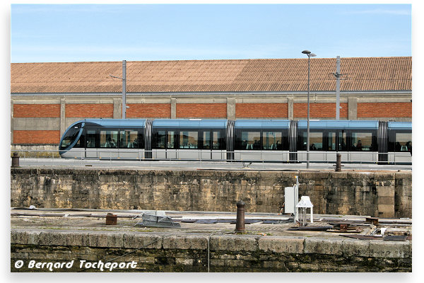 Bordeaux itinéraire du tram pendant la fermeture du pont tournant | Photo Bernard Tocheport