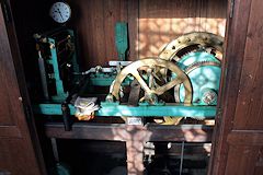 Bordeaux mécanisme intérieur pour l'horloge de la Grosse Cloche | Photo Bernard Tocheport