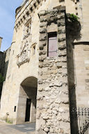 Bordeaux vestiges du rempart de la ville sur la Porte Cailhau | Photo Bernard Tocheport