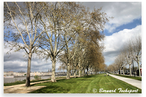 Promenade le long de la Garonne rive droite à Bordeaux | 33-bordeaux.com