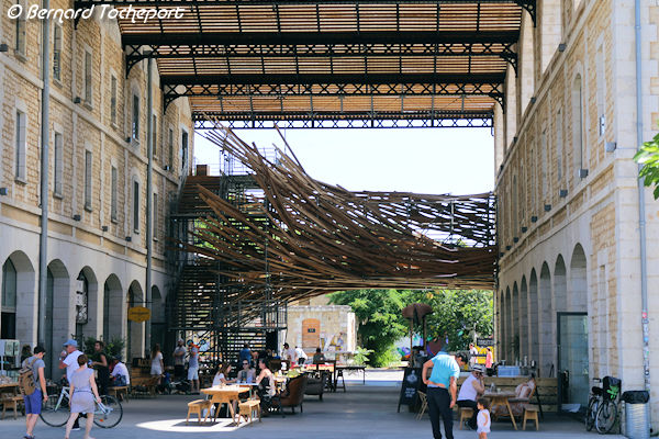 Halle de l'ancienne caserne Niel à Darwin Bordeaux | Photo 33-bordeaux.com