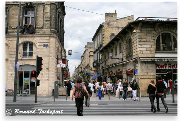 Bordeaux angle rue Sainte Catherine et cours Victor Hugo | Photo 33-bordeaux.com