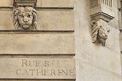 Bordeaux sculpture murale angle rue Sainte Catherine | Photo Bernard Tocheport