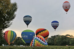 Envol des montgolfières à Saint Emilion | Photo 33-bordeaux.com