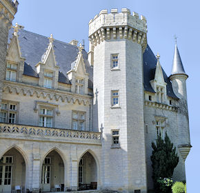 Chateau de Pitray