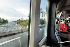 Bus électrique VDL CITEA franchissement rocade sur la ligne G | Photo Bernard Tocheport