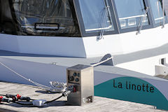 Bordeaux station charge électrique navette fluviale Le Bato | Photo Bernard Tocheport