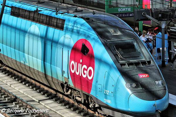 Motrice OUIGO les TGV premiers prix pour Bordeaux Paris | Photo Bernard Tocheport
