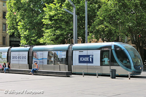 Tram pub de Bordeaux pour Icade | Photo Bernard Tocheport