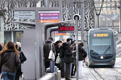 Bordeaux gare Saint Jean tram ligne F destination Aéroport | Photo Bernard Tocheport