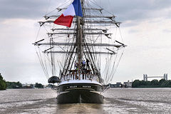 Le 3 mâts Belem avant son passage du pont Chaban Delmas à Bordeaux | Photo Bernard Tocheport