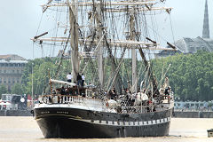 Juin 2012 le Belem arrive à Bordeaux pour la Fête du vin | Photo Bernard Tocheport