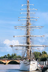 Cisne Branco 3 mâts Brésilien au ponton d'honneur de  Bordeaux | Photo Bernard Tocheport