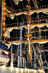 Mats éclairés du Cuauhtemoc à Bordeaux | Photo Bernard Tocheport