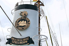 Cheminée du Cuauhtemoc exhaltant les valeurs de la marine du Mexique | Photo Bernard Tocheport