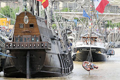  Bordeaux Grands Voiliers, les formes arrondies d'El Galéon | Photo Bernard Tocheport