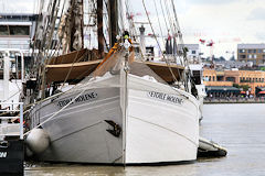 Proue de l'Etoile Molène Dundee thonier mixte à Bordeaux | Photo Bernard Tocheport