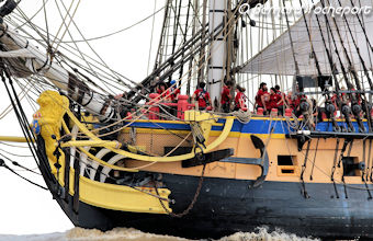 Hermione sur la Garonne à Bordeaux | Photo Bernard Tocheport