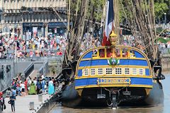 La frégate Hermione amarrée au ponton d'honneur à Bordeaux -  photo 33-bordeaux.com