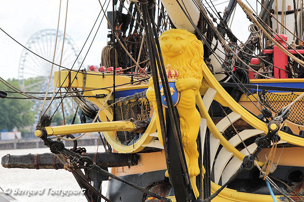 Le lion, figure de proue de l'Hermione à Bordeaux | Photo Bernard Tocheport