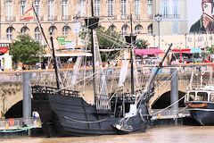 Nao Victoria Caraque trois mâts à Bordeaux Fête le Vin | Photo Bernard Tocheport